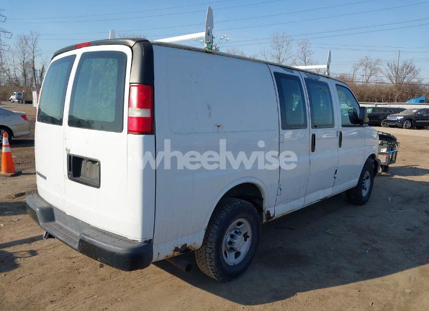 Photo 4 of 2007 Chevrolet Express WORK VAN (VIN 1GCHG35U671208450)