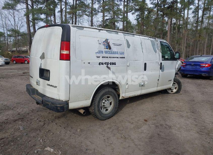 Photo 4 of 2006 Chevrolet Express WORK VAN (VIN 1GCHG35UX61203475)