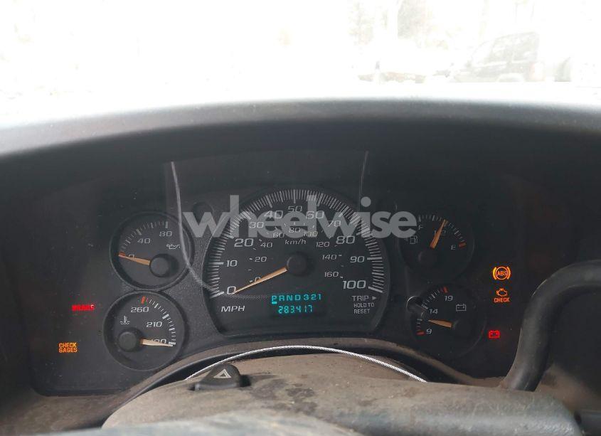 Photo 7 of 2006 Chevrolet Express WORK VAN (VIN 1GCHG35UX61203475)