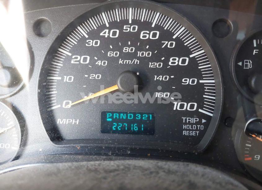 Photo 7 of 2005 Chevrolet Express (VIN 1GCHG35V151116426)