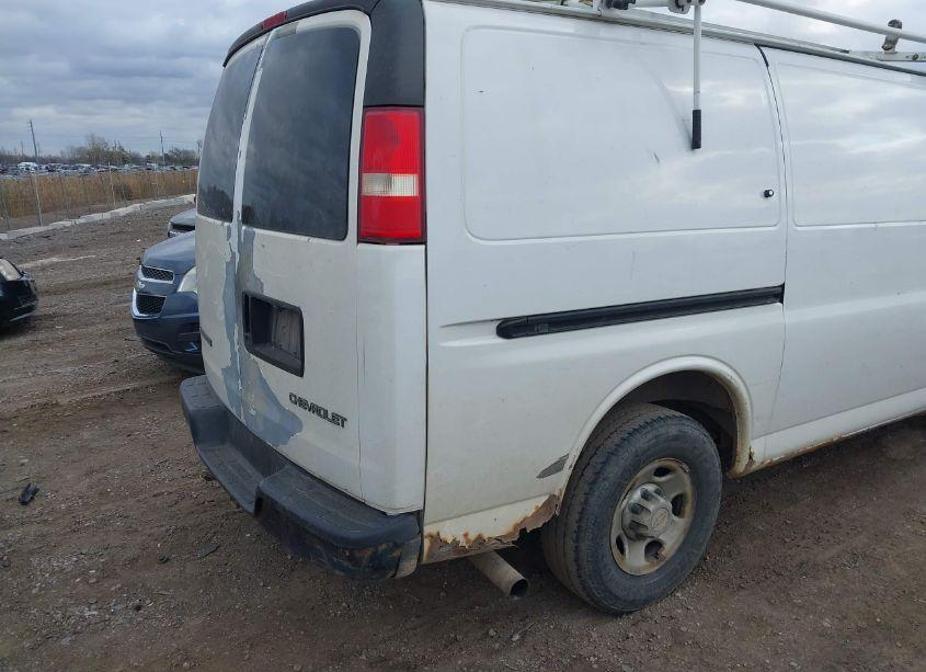 Photo 4 of 2006 Chevrolet Express WORK VAN (VIN 1GCHG35V361116428)