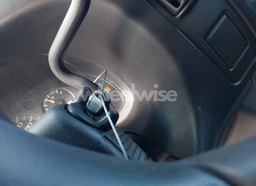 Photo 11 of 2002 Chevrolet Express (VIN 1GCHG39R321205567)