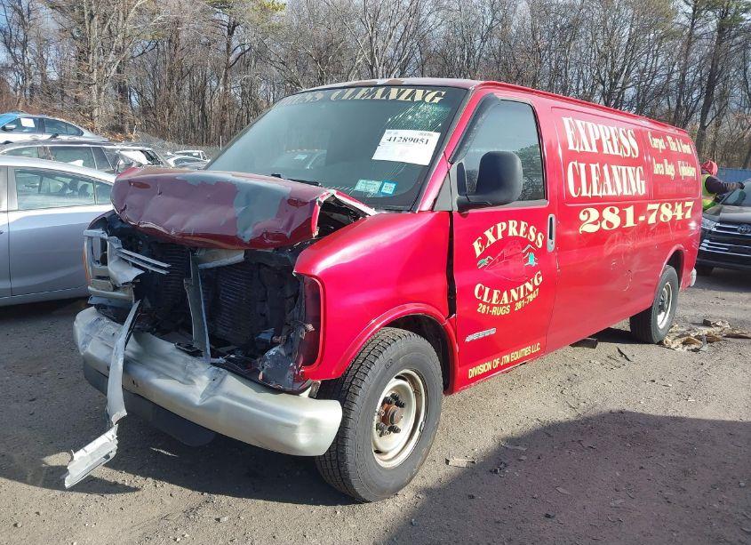 Photo 2 of 2001 Chevrolet Express (VIN 1GCHG39RX11175305)