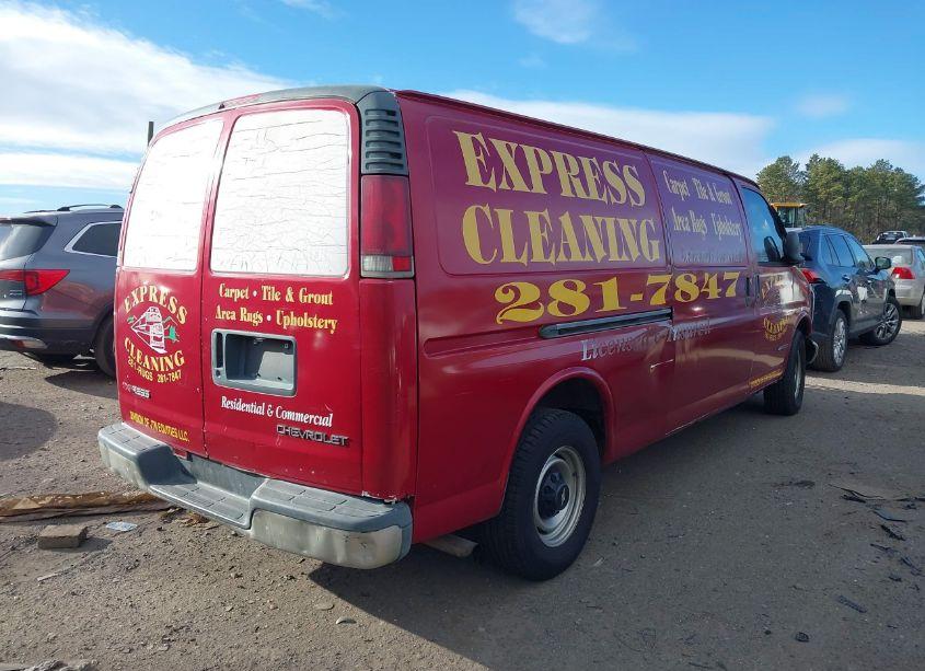 Photo 4 of 2001 Chevrolet Express (VIN 1GCHG39RX11175305)