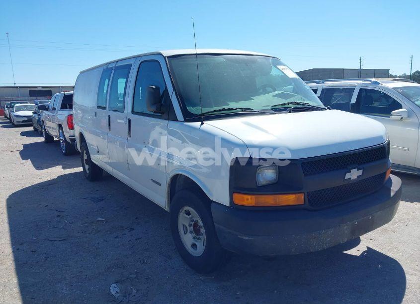 2003 Chevrolet Express (VIN 1GCHG39U031134897) main photo