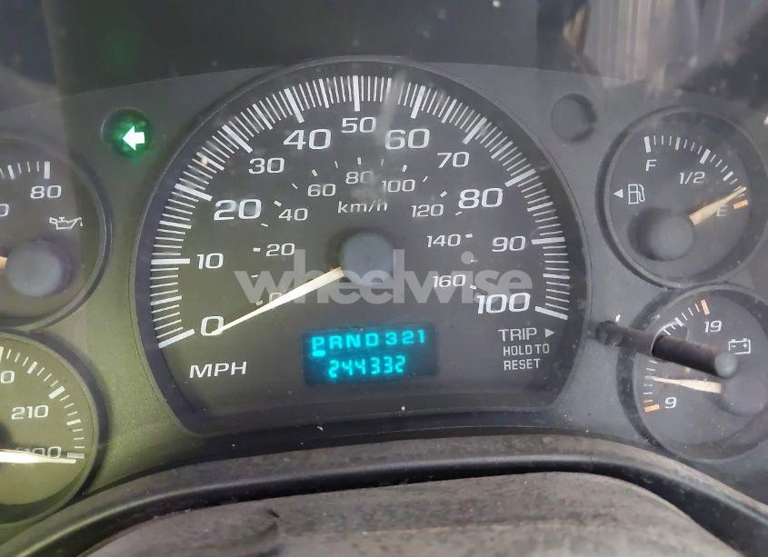 Photo 7 of 2003 Chevrolet Express (VIN 1GCHG39U031134897)
