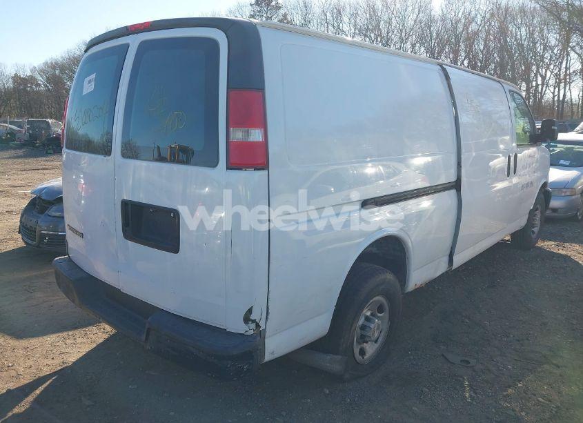 Photo 4 of 2007 Chevrolet Express WORK VAN (VIN 1GCHG39UX71131561)