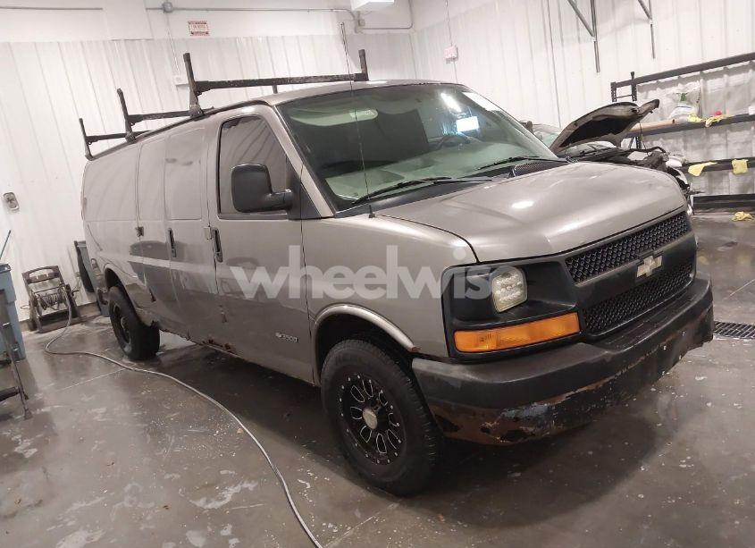2006 Chevrolet Express WORK VAN (VIN 1GCHG39V961238348) main photo