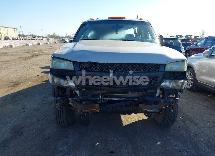 Photo 13 of 2003 Chevrolet Silverado 2500HD LT (VIN 1GCHK23103F192213)