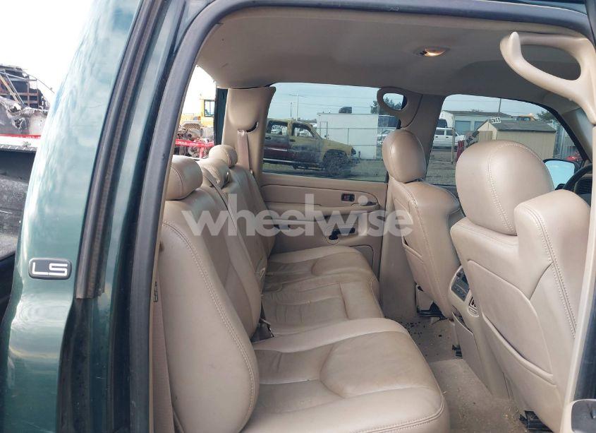 Photo 8 of 2004 Chevrolet Silverado 2500HD LS (VIN 1GCHK23104F157348)