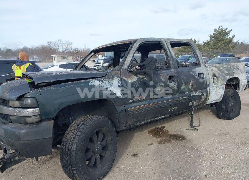 Photo 12 of 2002 Chevrolet Silverado 2500HD LS (VIN 1GCHK23112F222642)