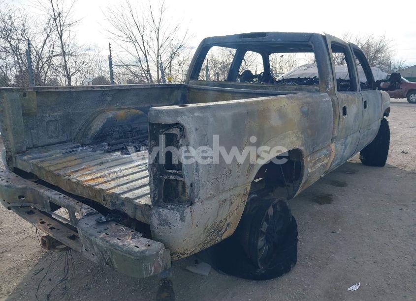 Photo 4 of 2002 Chevrolet Silverado 2500HD LS (VIN 1GCHK23112F222642)