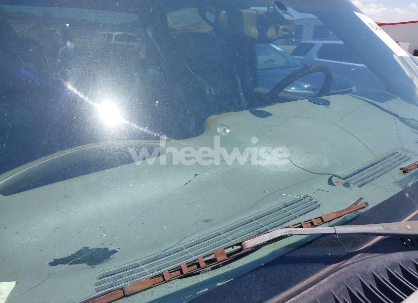 Photo 17 of 2002 Chevrolet Silverado 2500HD LT (VIN 1GCHK23122F204943)