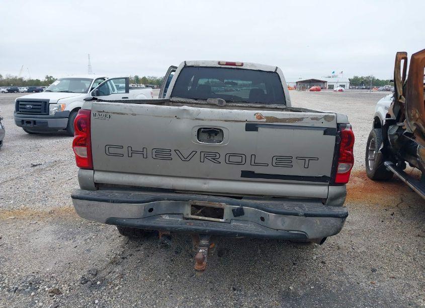 Photo 16 of 2003 Chevrolet Silverado 2500HD (VIN 1GCHK23123F116993)