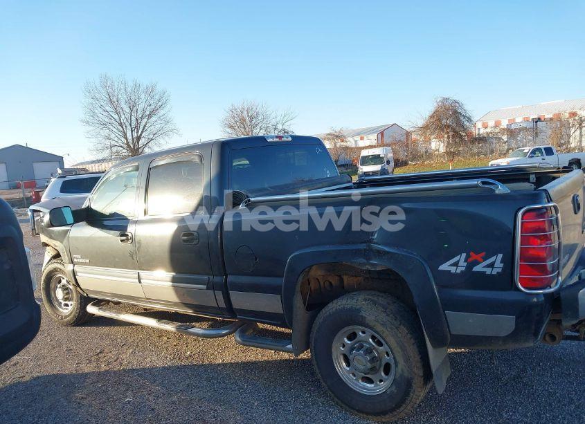 Photo 14 of 2004 Chevrolet Silverado 2500HD LS (VIN 1GCHK23124F102495)