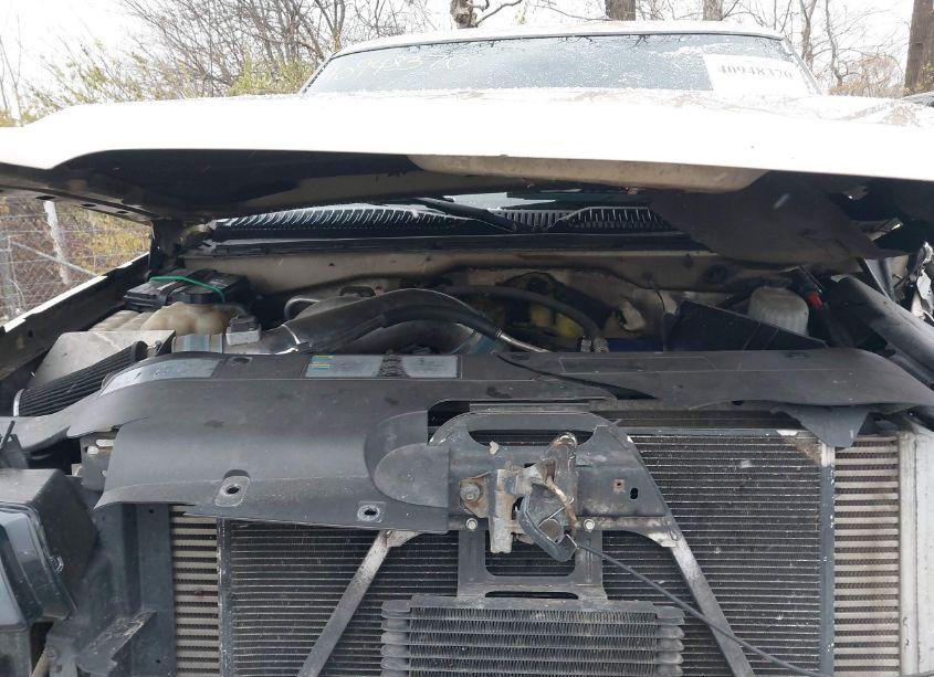 Photo 10 of 2004 Chevrolet Silverado 2500HD LS (VIN 1GCHK23124F135660)