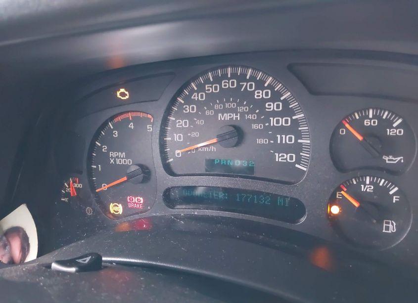 Photo 7 of 2004 Chevrolet Silverado 2500HD LS (VIN 1GCHK23124F135660)