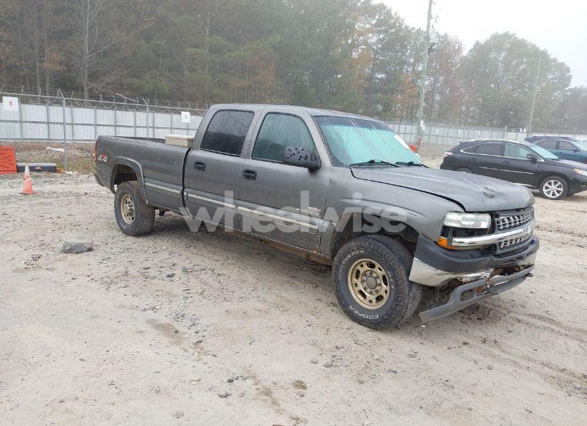 2001 Chevrolet Silverado 2500HD LS (VIN 1GCHK23131F114232) main photo