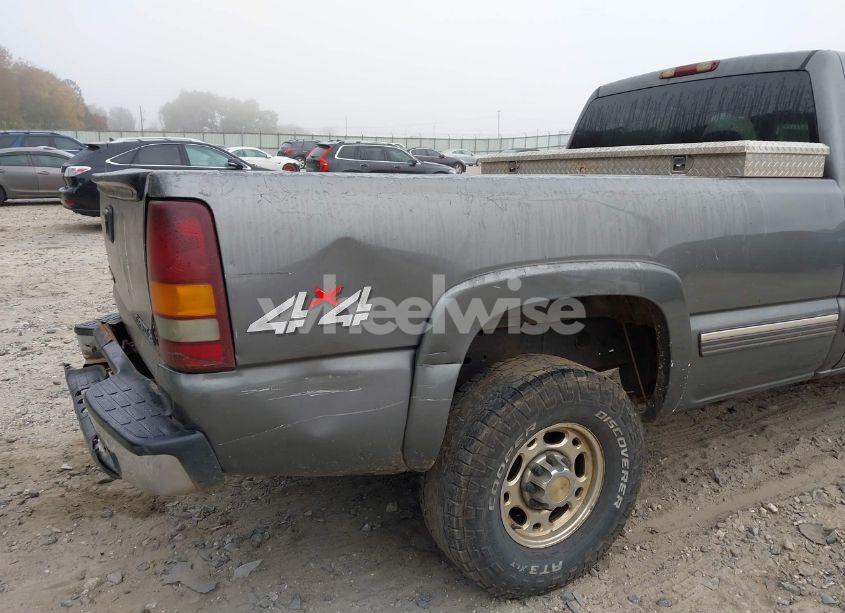 Photo 13 of 2001 Chevrolet Silverado 2500HD LS (VIN 1GCHK23131F114232)