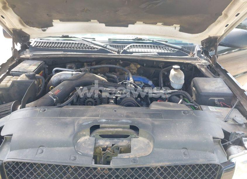 Photo 10 of 2003 Chevrolet Silverado 2500HD LT (VIN 1GCHK23133F158721)