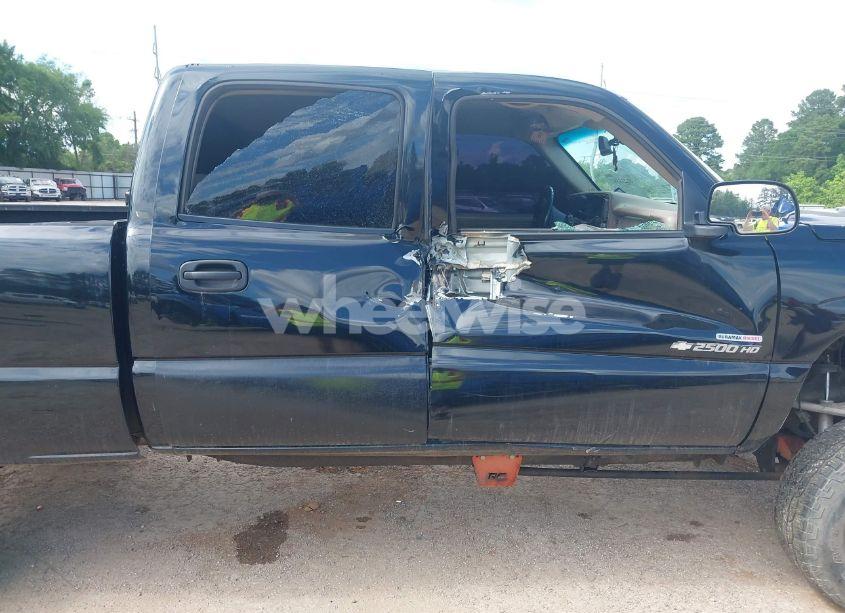 Photo 14 of 2003 Chevrolet Silverado 2500HD LT (VIN 1GCHK23133F158721)