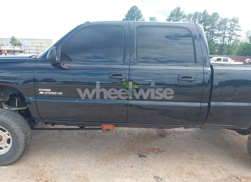 Photo 15 of 2003 Chevrolet Silverado 2500HD LT (VIN 1GCHK23133F158721)