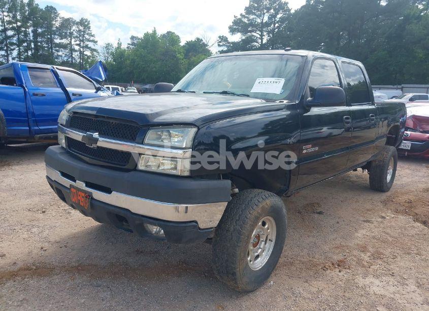 Photo 2 of 2003 Chevrolet Silverado 2500HD LT (VIN 1GCHK23133F158721)