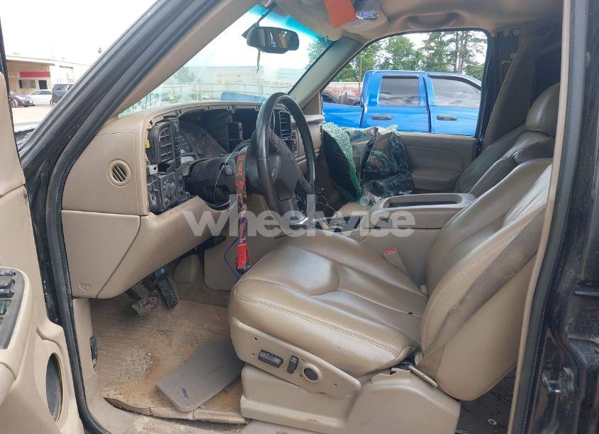 Photo 5 of 2003 Chevrolet Silverado 2500HD LT (VIN 1GCHK23133F158721)