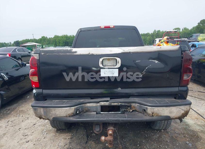 Photo 16 of 2003 Chevrolet Silverado 2500HD LT (VIN 1GCHK23133F207402)