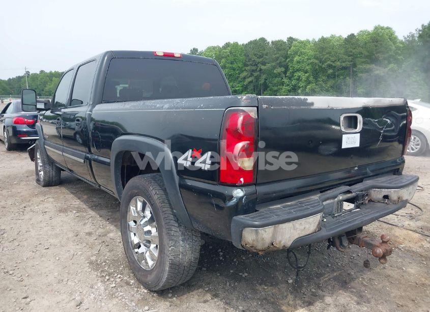 Photo 3 of 2003 Chevrolet Silverado 2500HD LT (VIN 1GCHK23133F207402)