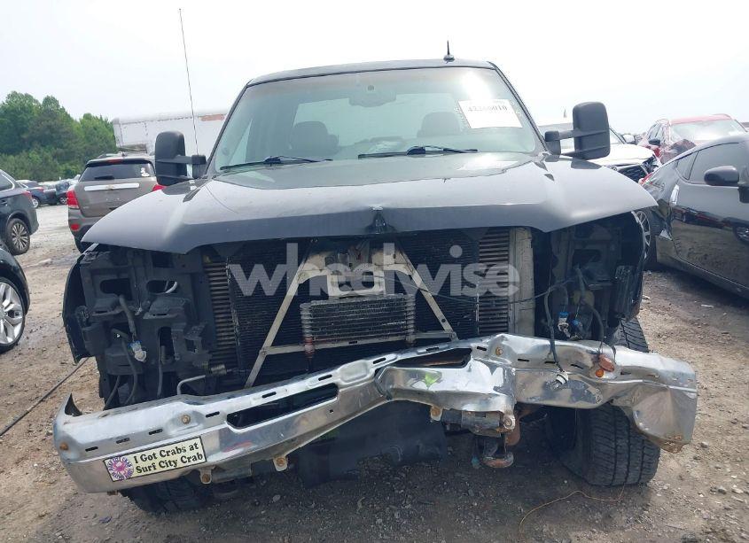 Photo 6 of 2003 Chevrolet Silverado 2500HD LT (VIN 1GCHK23133F207402)