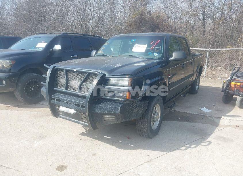 Photo 2 of 2003 Chevrolet Silverado 2500HD LS (VIN 1GCHK23133F217606)