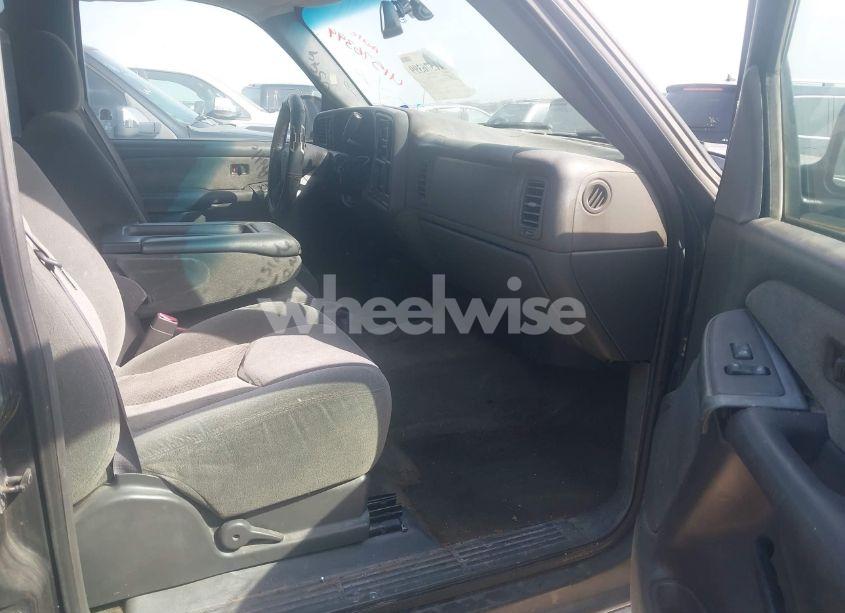 Photo 5 of 2003 Chevrolet Silverado 2500HD LS (VIN 1GCHK23133F217606)