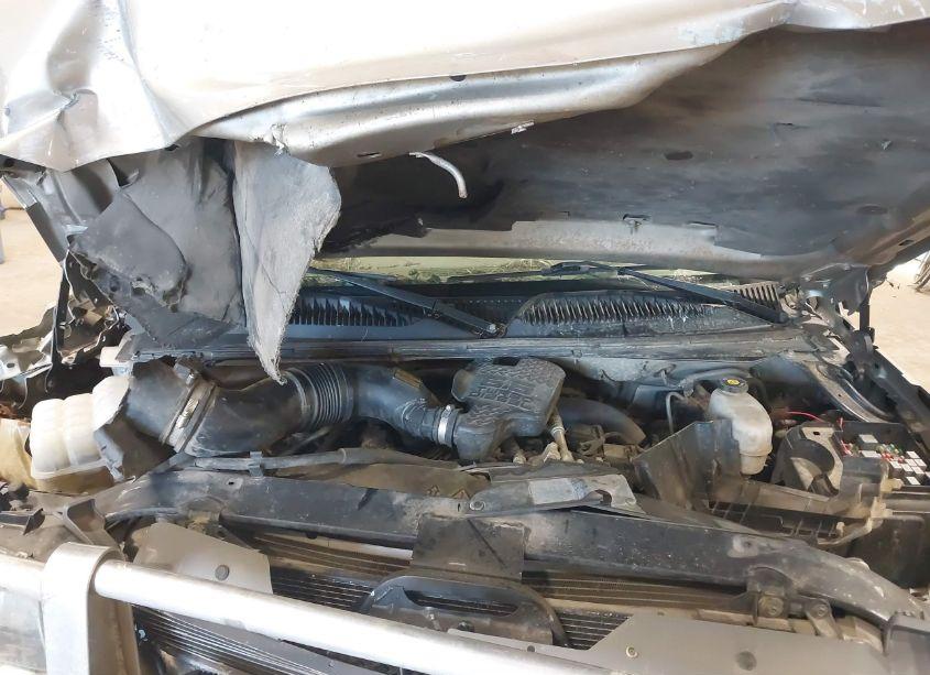 Photo 10 of 2003 Chevrolet Silverado 2500HD LS (VIN 1GCHK23143F106692)