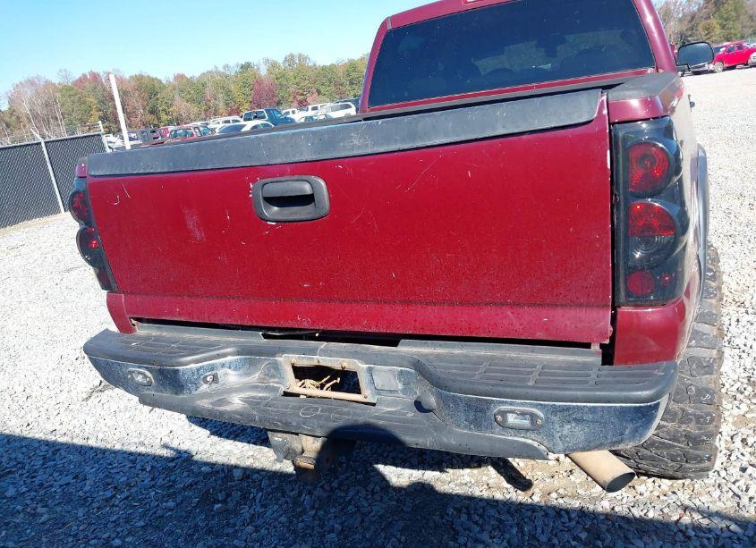 Photo 16 of 2003 Chevrolet Silverado 2500HD LT (VIN 1GCHK23143F122889)