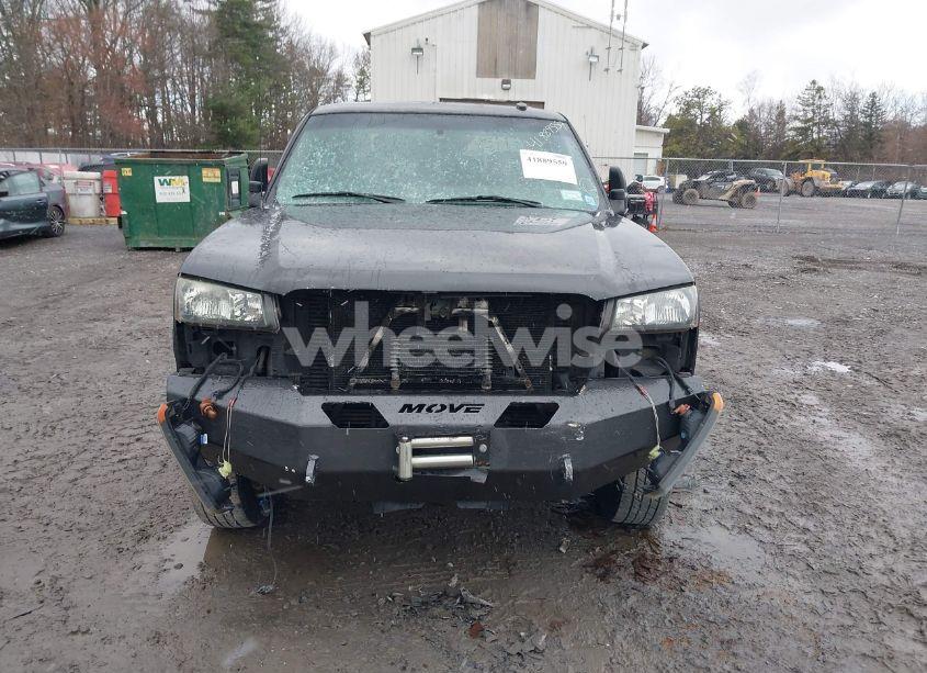 Photo 12 of 2003 Chevrolet Silverado 2500HD LT (VIN 1GCHK23143F129826)