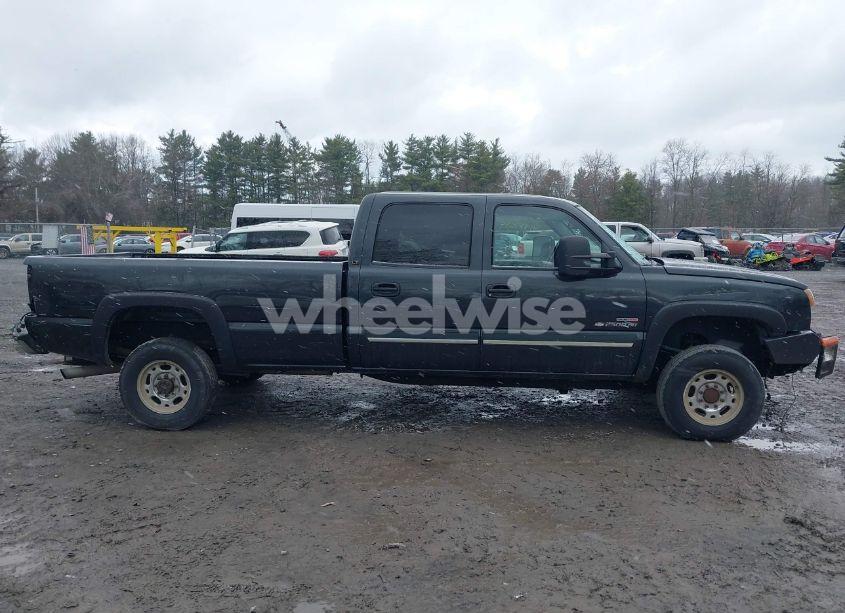 Photo 13 of 2003 Chevrolet Silverado 2500HD LT (VIN 1GCHK23143F129826)