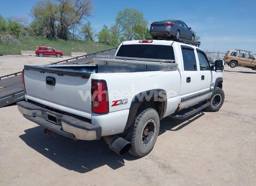 Photo 4 of 2002 Chevrolet Silverado 2500HD LS (VIN 1GCHK23152F158881)