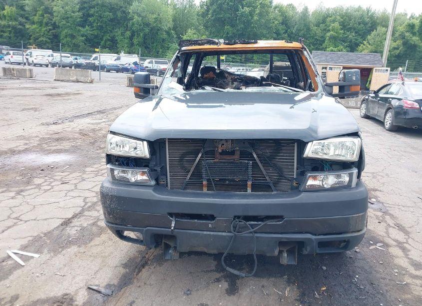 Photo 13 of 2003 Chevrolet Silverado 2500HD LS (VIN 1GCHK23153F115949)