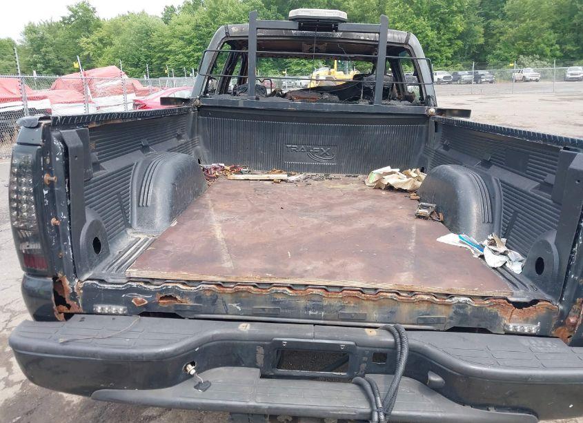 Photo 16 of 2003 Chevrolet Silverado 2500HD LS (VIN 1GCHK23153F115949)