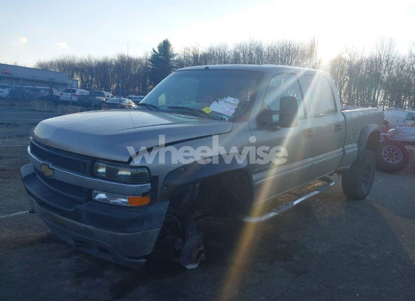 Photo 2 of 2002 Chevrolet Silverado 2500HD LS (VIN 1GCHK23172F203688)