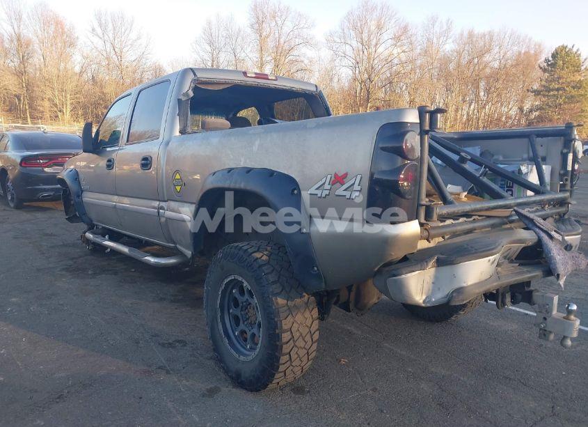 Photo 3 of 2002 Chevrolet Silverado 2500HD LS (VIN 1GCHK23172F203688)