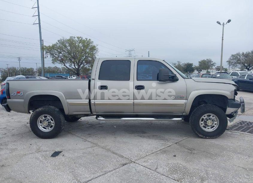 Photo 13 of 2002 Chevrolet Silverado 2500HD LT (VIN 1GCHK23172F214433)
