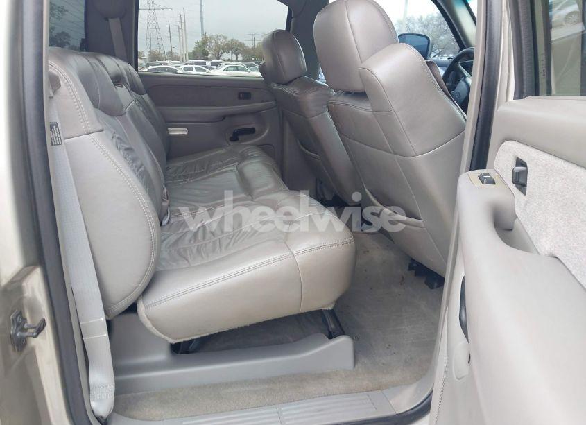 Photo 8 of 2002 Chevrolet Silverado 2500HD LT (VIN 1GCHK23172F214433)