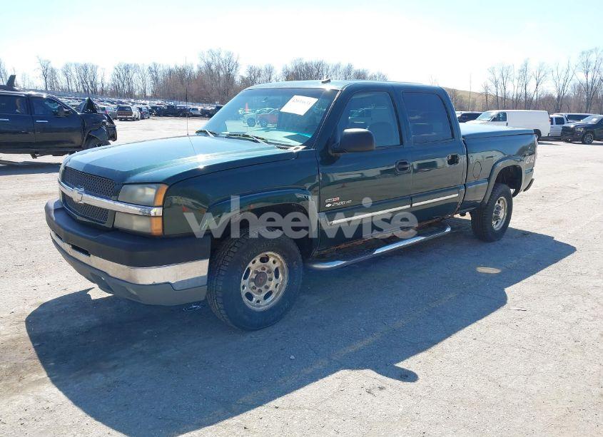 Photo 2 of 2003 Chevrolet Silverado 2500HD LT (VIN 1GCHK23173F123681)