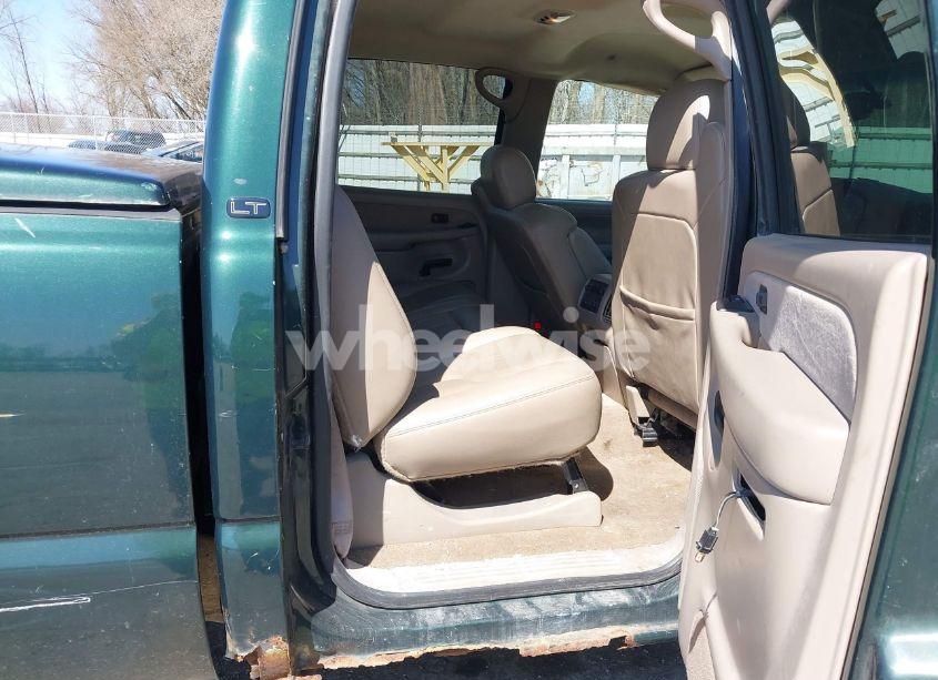 Photo 8 of 2003 Chevrolet Silverado 2500HD LT (VIN 1GCHK23173F123681)