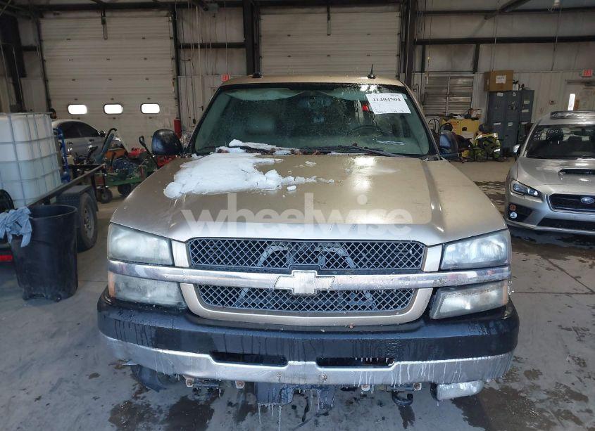 Photo 13 of 2004 Chevrolet Silverado 2500HD LT (VIN 1GCHK23174F168833)