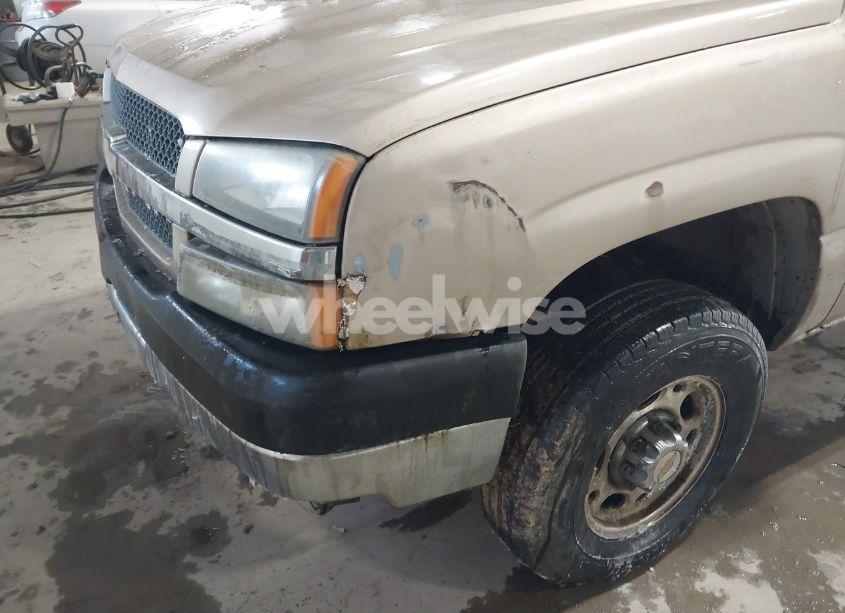 Photo 6 of 2004 Chevrolet Silverado 2500HD LT (VIN 1GCHK23174F168833)