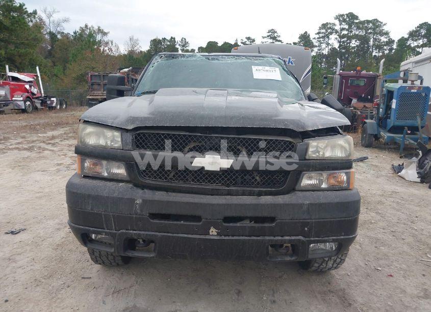 Photo 12 of 2004 Chevrolet Silverado 2500HD LT (VIN 1GCHK23184F150373)