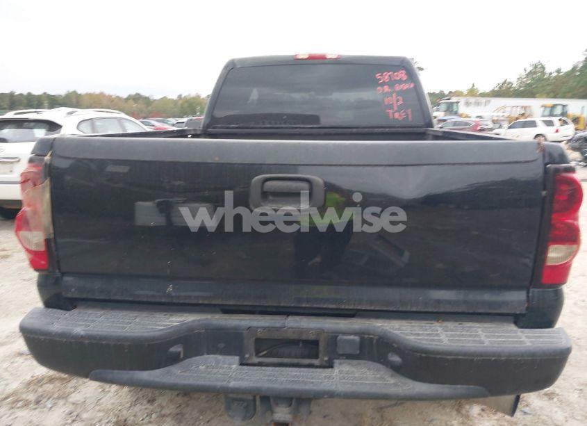 Photo 16 of 2004 Chevrolet Silverado 2500HD LT (VIN 1GCHK23184F150373)